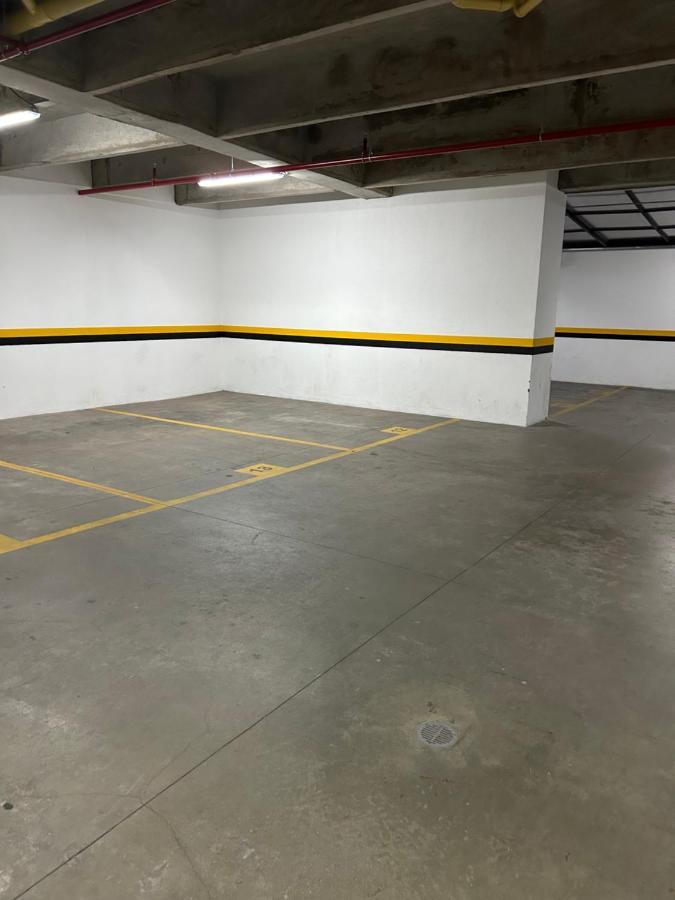 Aptoestudio Completamente Dotado! * Bogota